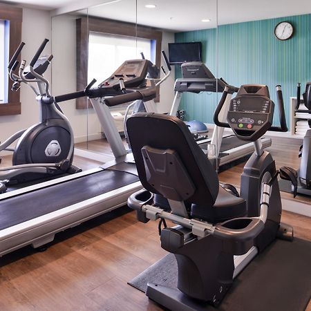 Holiday Inn Express Hotel & Suites Elgin By Ihg Extérieur photo