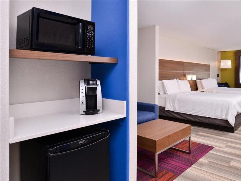 Holiday Inn Express Hotel & Suites Elgin By Ihg Extérieur photo