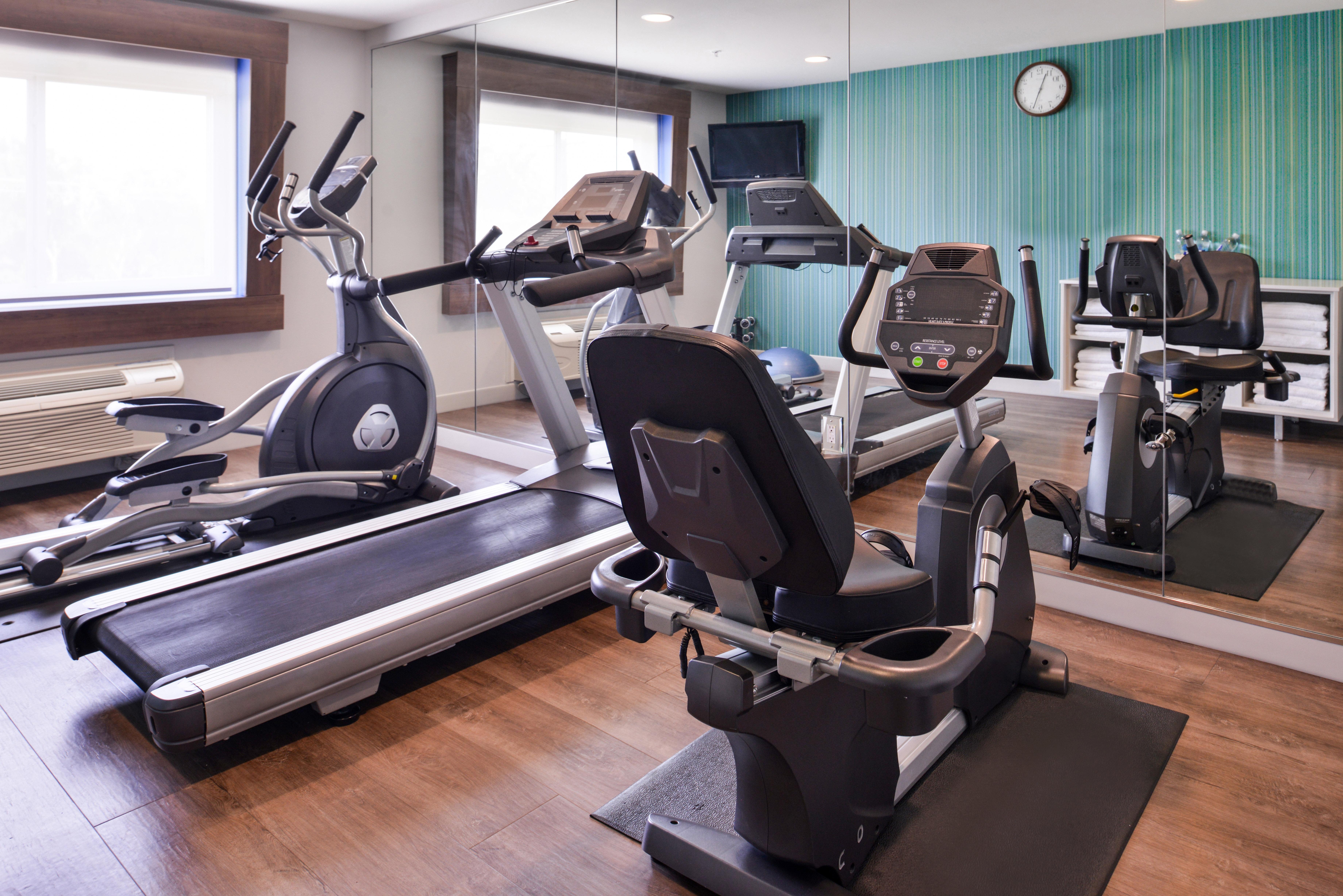 Holiday Inn Express Hotel & Suites Elgin By Ihg Extérieur photo