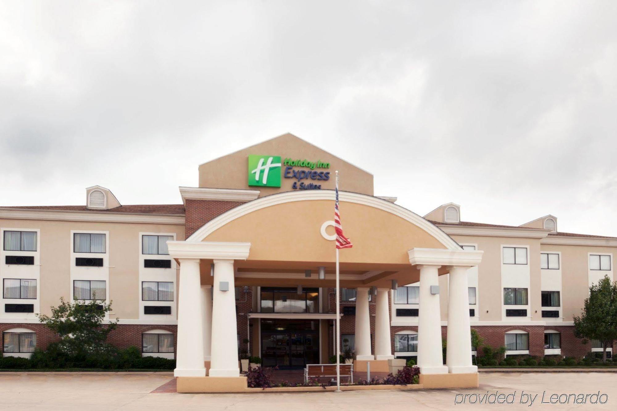 Holiday Inn Express Hotel & Suites Elgin By Ihg Extérieur photo