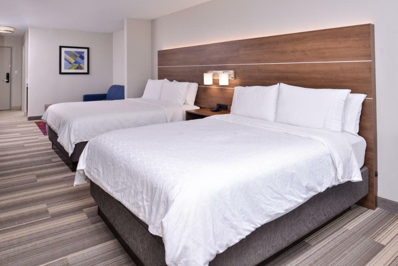 Holiday Inn Express Hotel & Suites Elgin By Ihg Extérieur photo